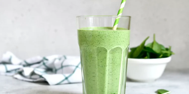 Se está com dificuldades em adormecer, este ‘smoothie’ calmante é para si