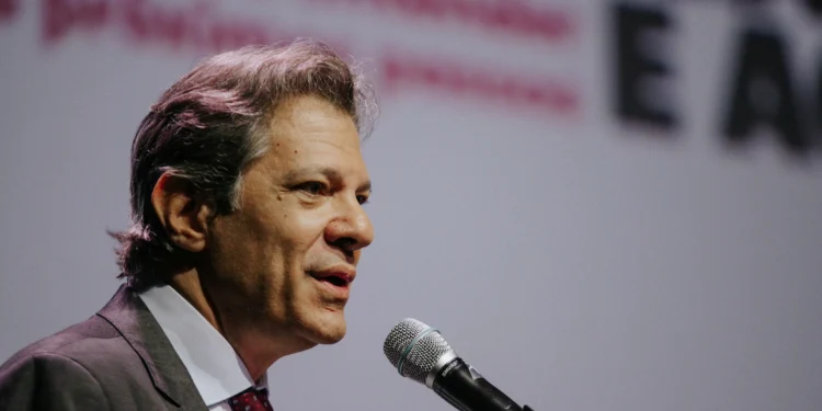 Haddad defende acordo UE-Mercosul na França como chave contra protecionismo e para transição verde do Brasil