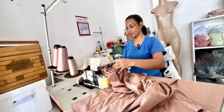 Pequenos negócios atingem lucro recorde no final de 2024, diz FGV