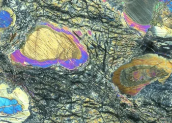 Buraco mais profundo da Terra revela pistas sobre evolução do planeta