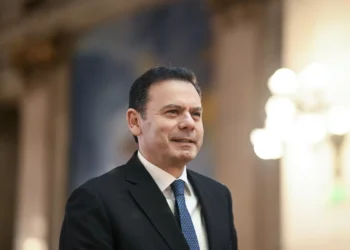 “Estabilidade”. Montenegro pede voto de confiança para oito anos