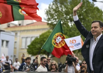 Se as eleições fossem hoje, AD voltaria a ganhar (mas 51% chumba Governo)