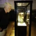 Ancelotti encara Canarinho Pistola, conhece sua sala e visita museu na CBF