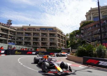 “Mais vale atirar bananas”. Nova regra do GP do Mónaco desata a polémica