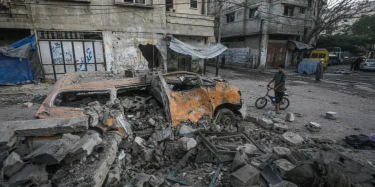 AI acusa Hamas de atacar palestinianos que criticam grupo