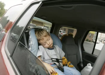 Síndrome do bebé esquecido existe e há tecnologias para evitar tragédias