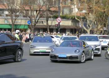 Cinco curiosidades sobre a frota de carros de Xangai, na China