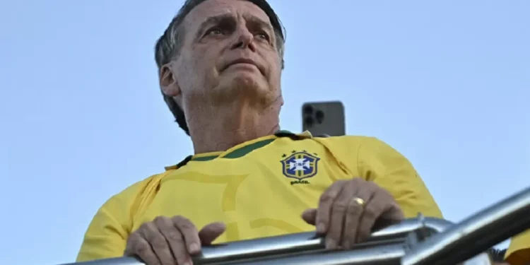 Defesa de Bolsonaro dispensa quatro testemunhas de processo de suposto golpe no STF