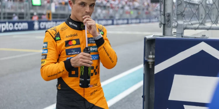 Lando Norris vence corrida sprint em Miami e Verstappen penalizado