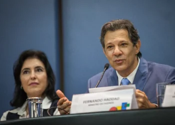 Além de IOF, outras medidas fiscais aguardam aprovação de Lula, diz Haddad