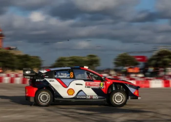 Tänak tenta defender liderança de sete segundos no Rali de Portugal