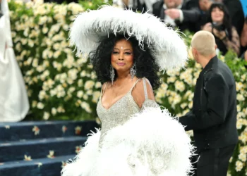 As sete estrelas mais bem-vestidas do MET Gala 2025, segundo Lino Villaventura