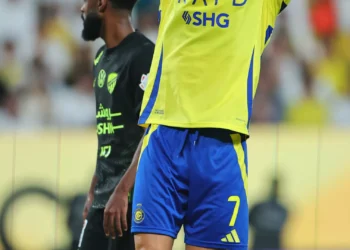 EM DIRETO: Siga os rumores e os negócios do mercado de transferências