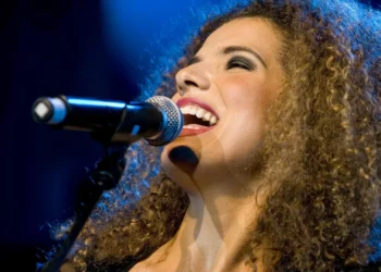 Vanessa da Mata e James Morrison atuam no Douro & Porto Wine Festival 