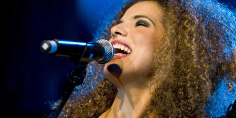 Vanessa da Mata e James Morrison atuam no Douro & Porto Wine Festival 