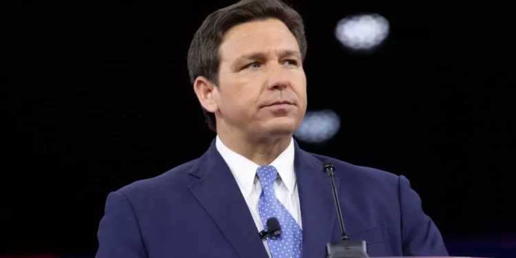 Imigração. Florida projeta centro de detenção após ‘Alcatraz dos Jacarés’