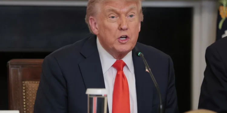 “Herói”. Processo contra Netanyahu por corrupção é “uma caça às bruxas”