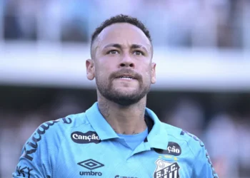 Neymar afastado do plantel do Santos devido a motivo de saúde