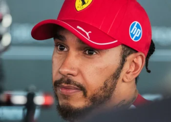 Hamilton olha para o futuro: “Em breve, direi para nos focarmos em 2026”