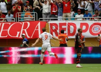 Flamengo abusa dos erros diante do Bayern e é eliminado do Mundial de Clubes