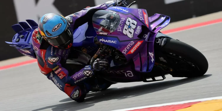 Miguel Oliveira fora dos pontos no sprint do GP de Aragão