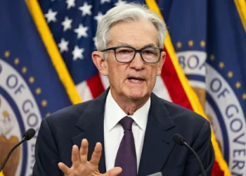 Jerome Powell alerta sobre impactos das tarifas de Trump na inflação dos EUA