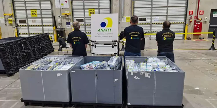 Anatel: operação em centros de Amazon, Mercado Livre e Shopee confisca 3,3 mil produtos