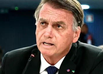 Abin Paralela: Veja a lista completa dos indiciados pela PF junto com Jair Bolsonaro e Carlos