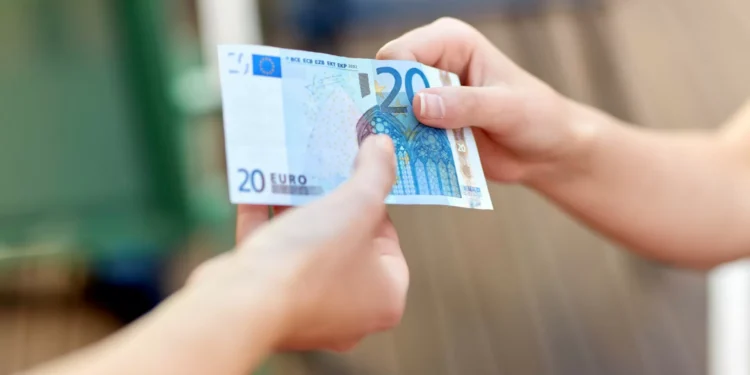 Governo quer criar uma nova prestação: Para quem? Qual é o objetivo?