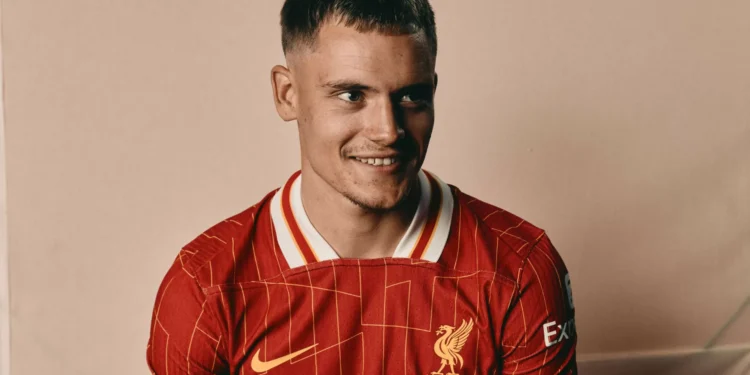 EM DIRETO: Siga os rumores e os negócios do mercado de transferências