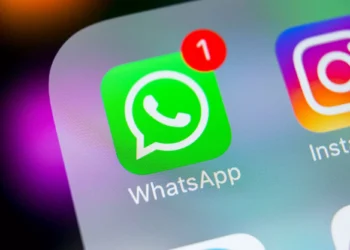 WhatsApp agora resume mensagens com IA