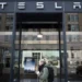 Ações da Tesla caem mais de 8% após troca de farpas entre Musk e Trump