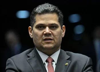 ‘Vitória do Parlamento’: Alcolumbre rebate governo e justifica derrubada do aumento do IOF