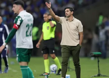 Abel admite atuação ruim do Palmeiras contra o Cruzeiro: ‘Tivemos dificuldades’