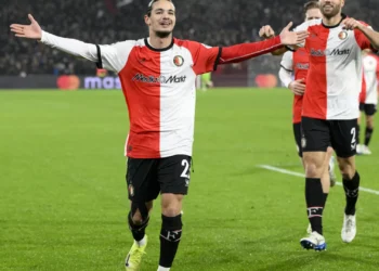 EM DIRETO: Siga os rumores e os negócios do mercado de transferências