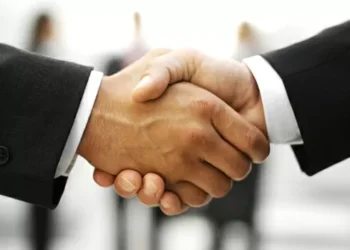 Tecnologia, energia e petróleo lideram fusões e aquisições globais