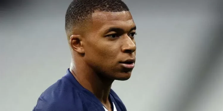 Mbappé processa PSG por assédio moral e tentativa de extorsão