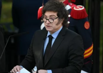 Argentina anuncia início de processo de privatização de empresa estatal de água