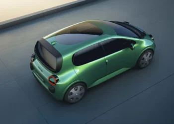 Novo Renault Twingo elétrico quase a entrar em produção