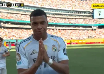 Mbappé estreou-se a marcar no Mundial e homenageou Diogo Jota desta forma