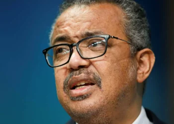 OMS denuncia ataques a residência de funcionários e armazém em Gaza