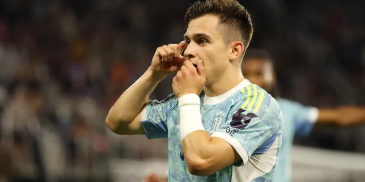 Fumo branco. FC Porto encaixa vários milhões com Francisco Conceição