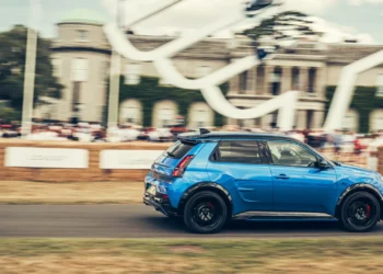 Alpine A290 Rallye estreou-se no Festival de Goodwood