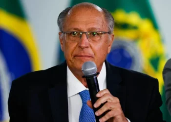 ‘Tarcísio usou boné de campanha do Trump e a maior vítima das tarifas é economia paulista’, diz Alckmin