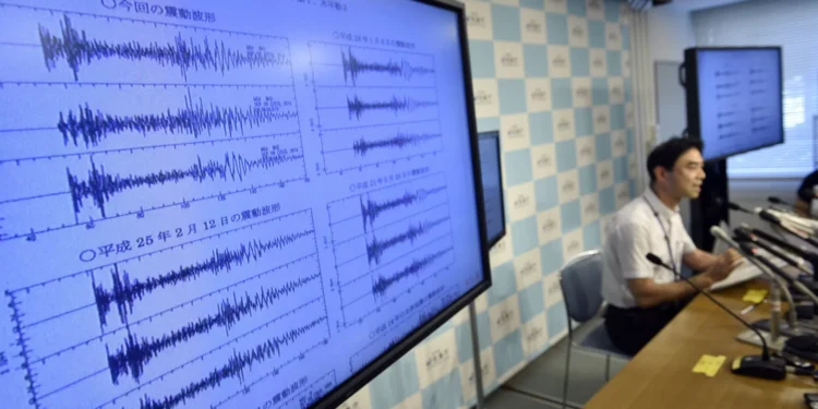 Japão eleva alerta de tsunami para 3 metros após sismo ao largo da costa