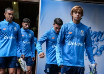 “Não vejo experiência e maturidade para fazer do FC Porto campeão”