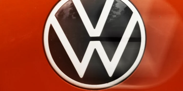 Forte quebra de 36,6% dos lucros da Volkswagen até junho