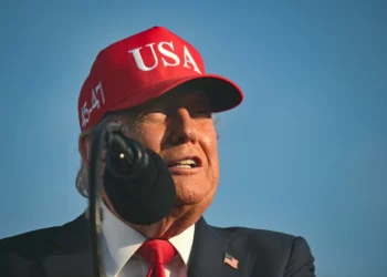 Tarifa de Trump pode reter quase R$ 20 bilhões do PIB brasileiro, diz CNI