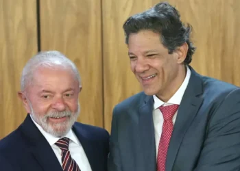 Lula terá ao fim do mandato realizado maior reforma tributária do Brasil, afirma Haddad