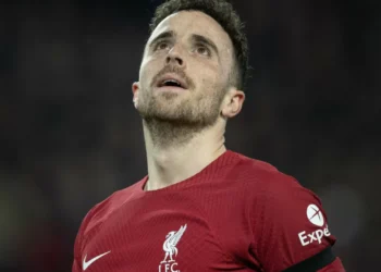 Aprovado. Paços de Ferreira batiza bancada com nome de Diogo Jota